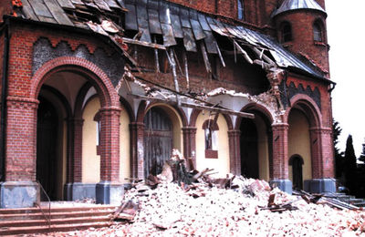 Lututowska świątynia