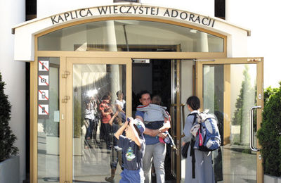 Faustyna, Karol i Miłość  