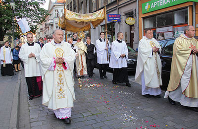 KONGRES EUCHARYSTYCZNY. Kalisz - katedra: Skarb Kościoła