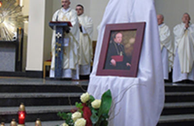 W hołdzie Pasterzowi