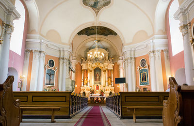 Pod znakiem Apostołów i trynitarzy