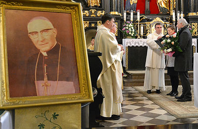 100 lat biskupa Stefana Bareły - Wieruszów