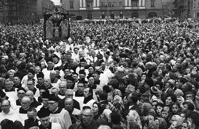 Miłosierdzie w obozie w Dachau