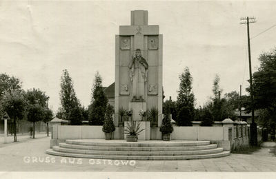 Zniszczone serce - pomnik Serca Jezusowego