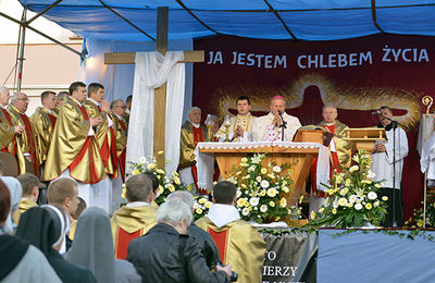 Diecezjalne Kongresy Eucharystyczne