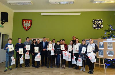 Matka Boża w Gietrzwałdzie i Lutogniewie - Lutogniew