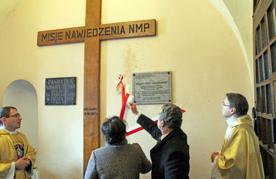 Upamiętnienie proboszcza - Dębe