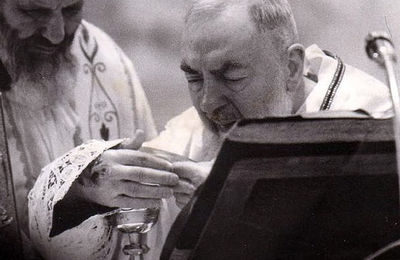 Nosić w sobie konanie Jezusa - Wielki Piątek ze św. ojcem Pio