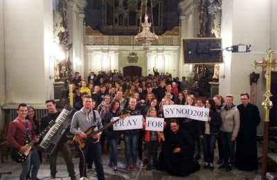 W łączności z Synodem