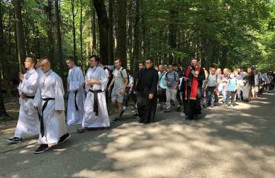 Słuchać Chrystusa i Mu służyć