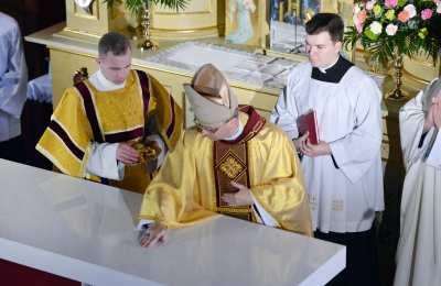 Konsekracja kościoła i złoty jubileusz parafii