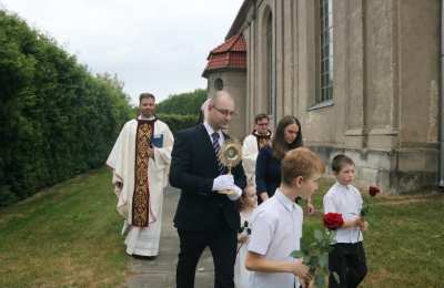 Z różami do Świętej Rity