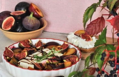 Śliwki i figi z pieca 