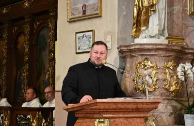 Przez abstynencję wielu do trzeźwości wszystkich
