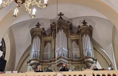 Biskup wybudził organy