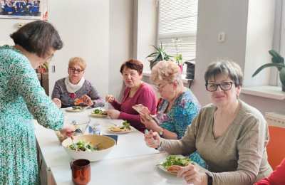 Jak okręty na morzu