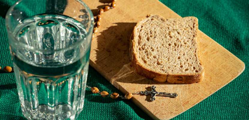 Odbudować pośród popiołów