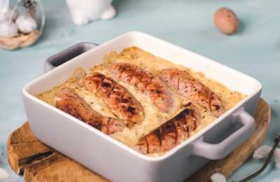 Biała kiełbasa  w sosie chrzanowym