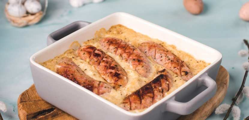 Biała kiełbasa  w sosie chrzanowym