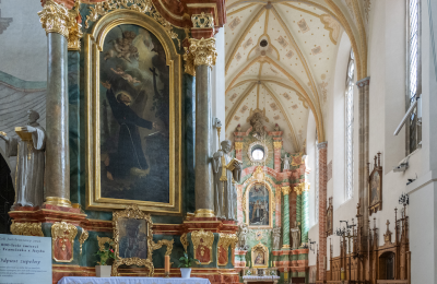  W murach, które pamiętają średniowiecznych franciszkanów